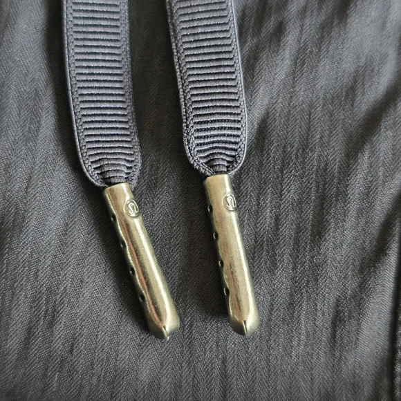 Lululemon Dance Studio Shorts L/XL - Picture 5 of 5